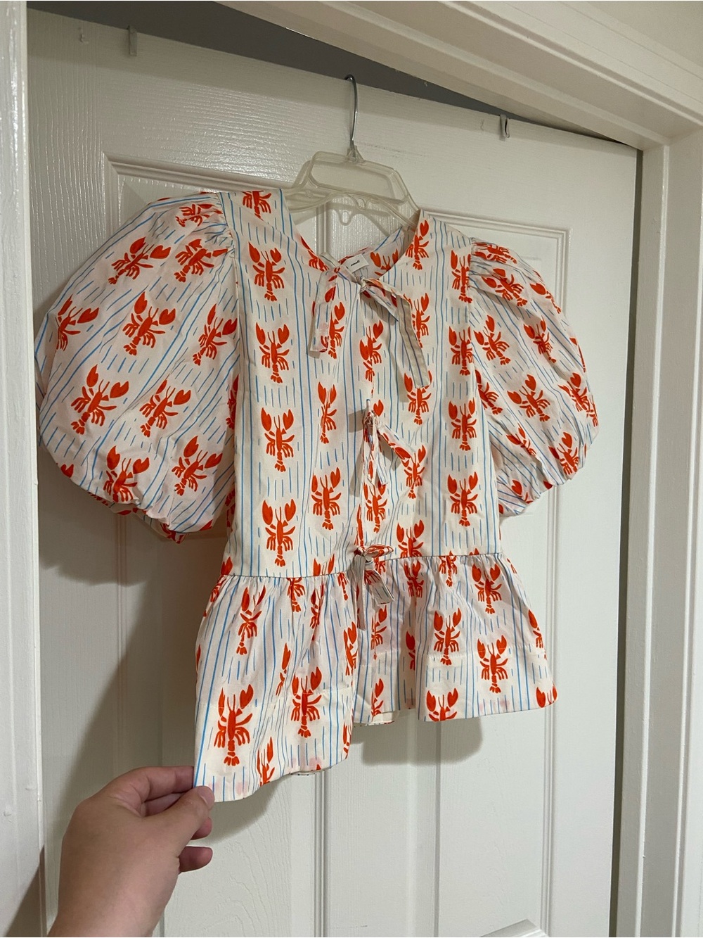 NEW White striped Puff Sleeve Top with Coastal Lobster Print Bow Front - Picture 3 of 5